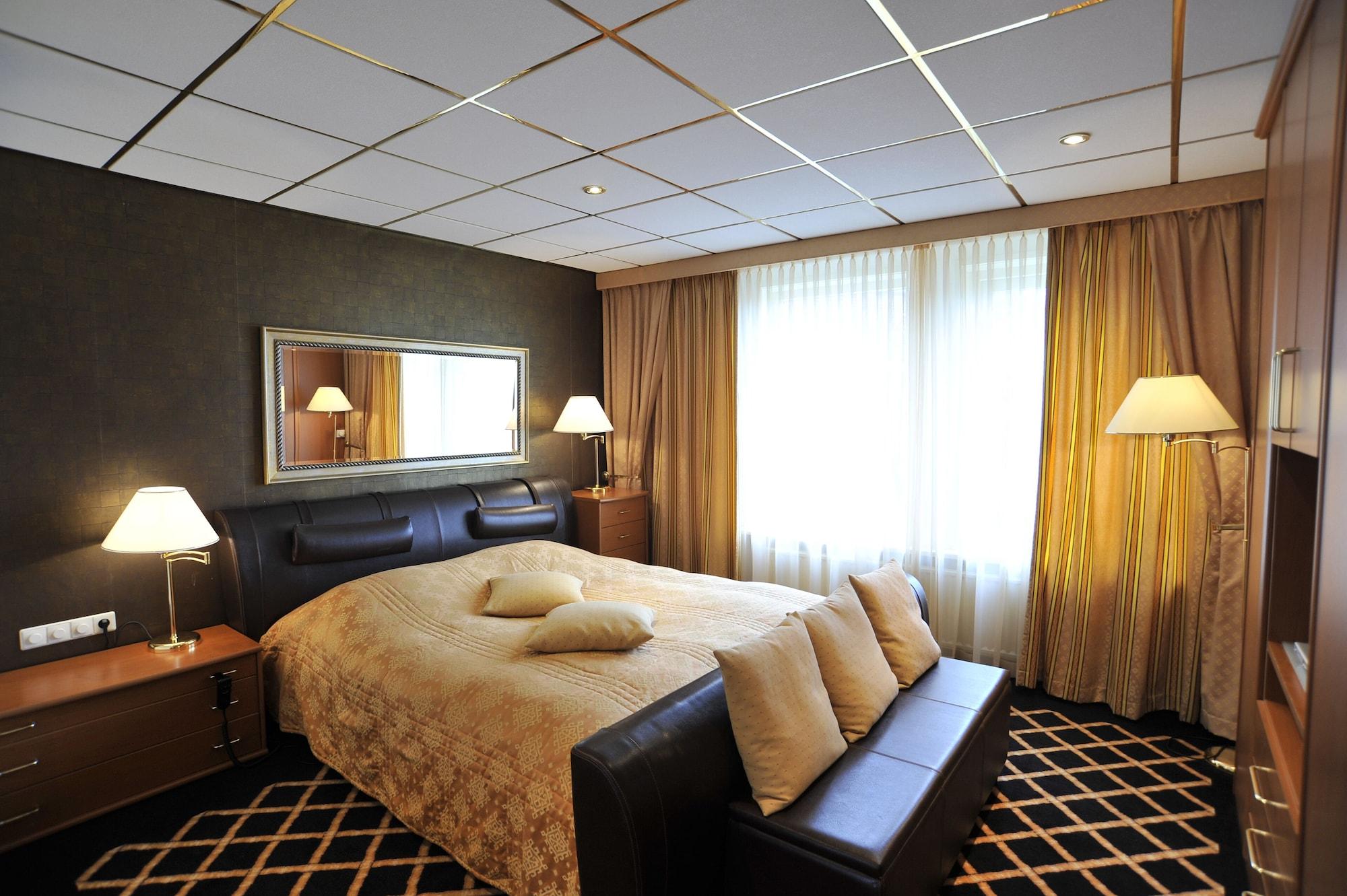 City Hotel Bergen Op Zoom Exterior photo